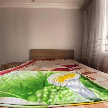 Apartment Dolphin Batumi Ngoại thất bức ảnh