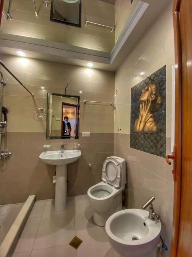 Apartment Dolphin Batumi Ngoại thất bức ảnh